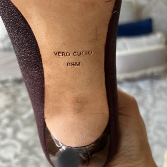 BCBG Max Azria Beautiful Maroon Peep-toe Heels - Picture 3 of 7